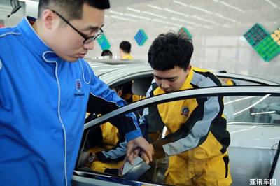 王牌專業(yè)全新升級！沈陽萬通汽車學(xué)校火熱招生中